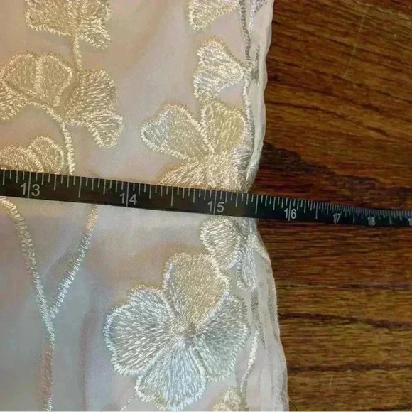 Lulus Glamour Garden White 3D Floral Embroidered Midi Dress Size XL - Picture 3 of 8